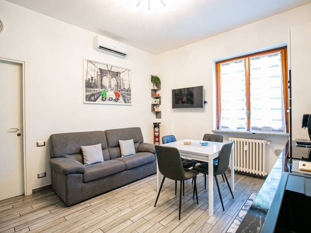 appartamento in vendita a Vanzago in zona Filanda