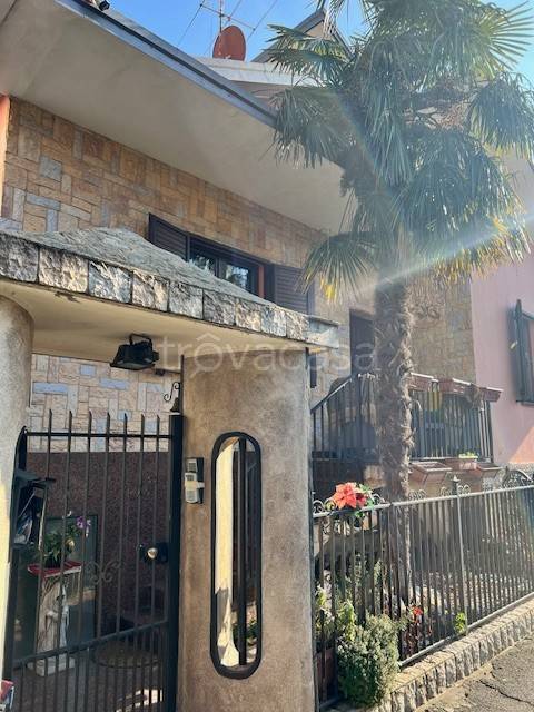 casa indipendente in vendita a Vaprio d'Adda
