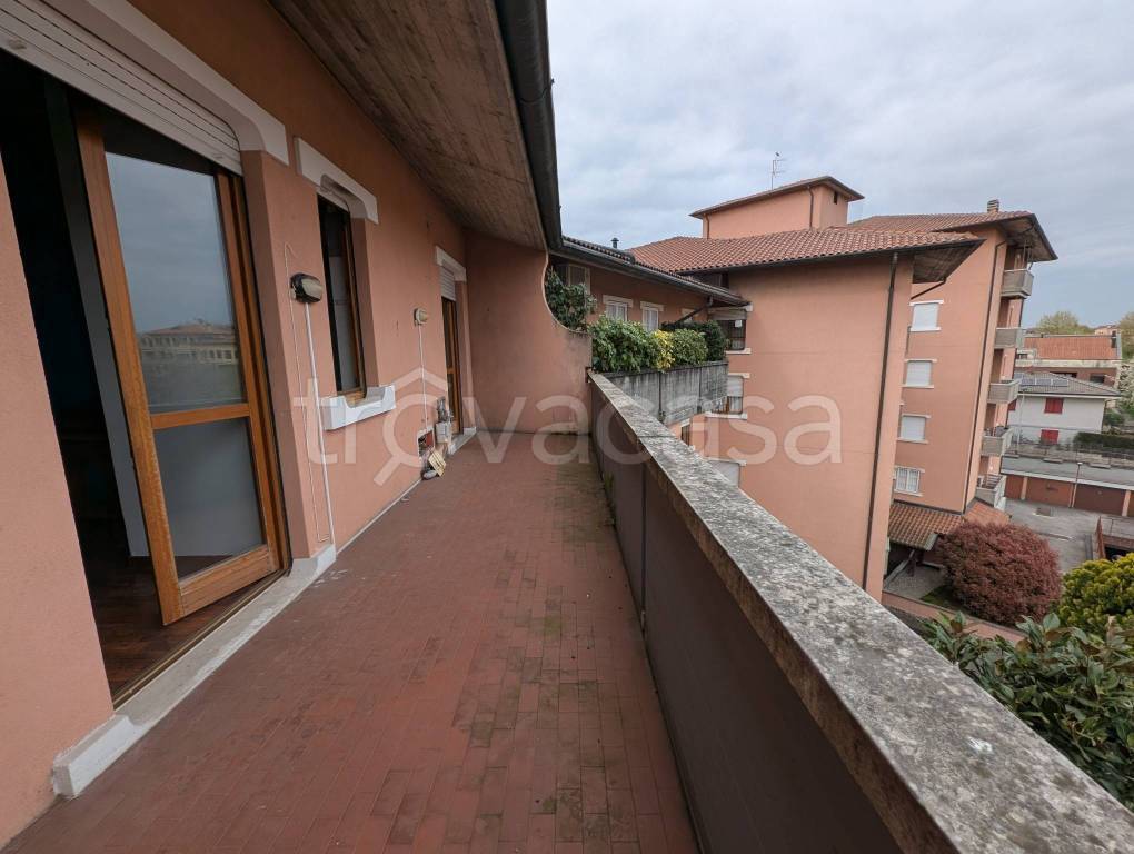 appartamento in vendita a Vaprio d'Adda