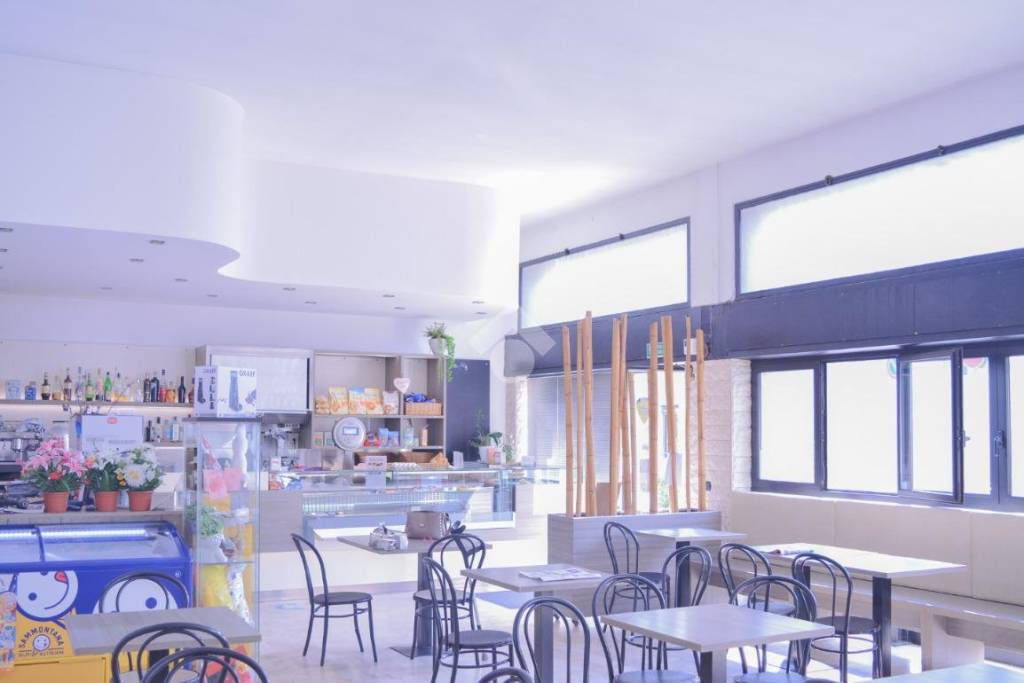 negozio in vendita a Vaprio d'Adda