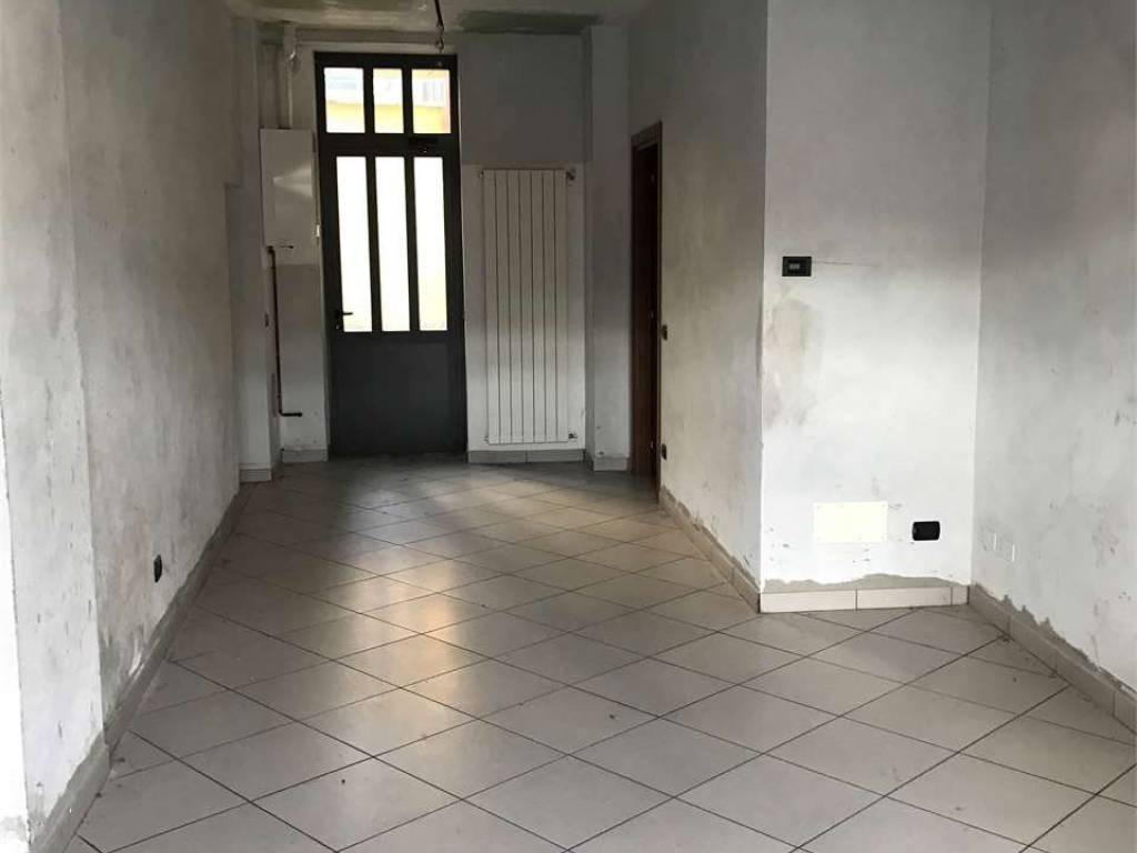 negozio in vendita a Vaprio d'Adda