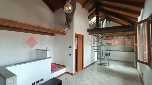 appartamento in vendita a Vaprio d'Adda