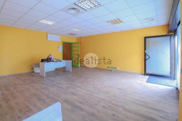 ufficio in vendita a Vaprio d'Adda
