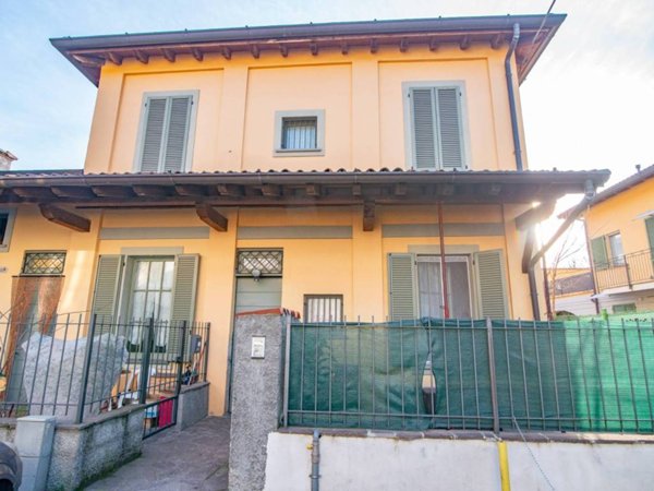 appartamento in vendita a Vaprio d'Adda