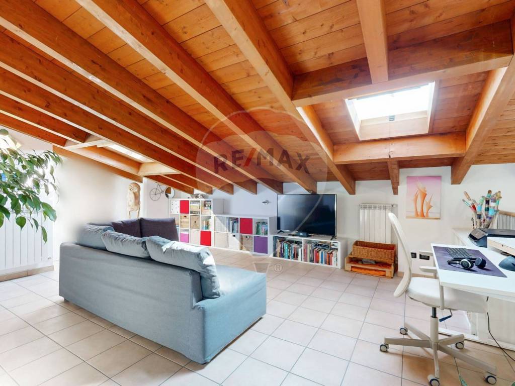 appartamento in vendita a Vaprio d'Adda