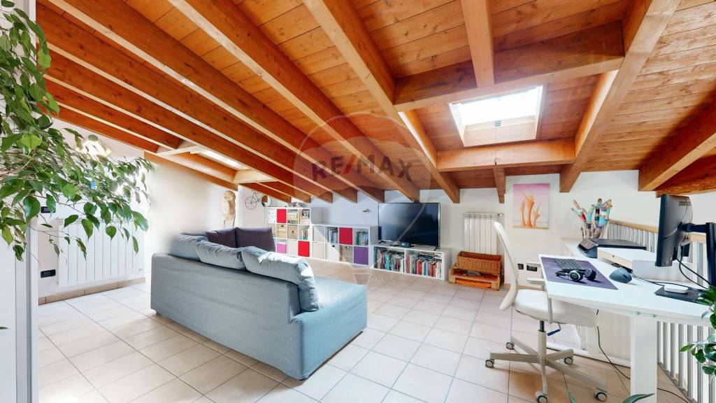 appartamento in vendita a Vaprio d'Adda