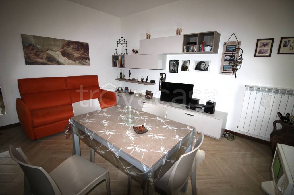 appartamento in vendita a Vaprio d'Adda