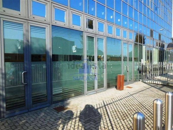 ufficio in vendita a Vaprio d'Adda