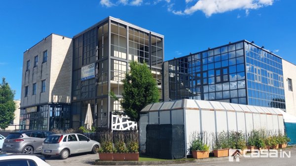 ufficio in vendita a Vaprio d'Adda