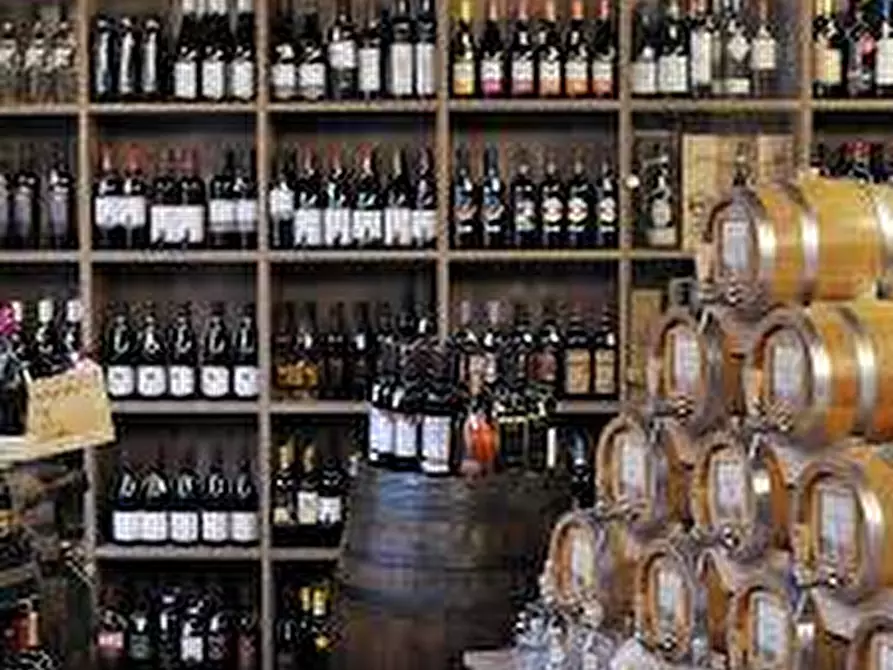 negozio in vendita a Vaprio d'Adda