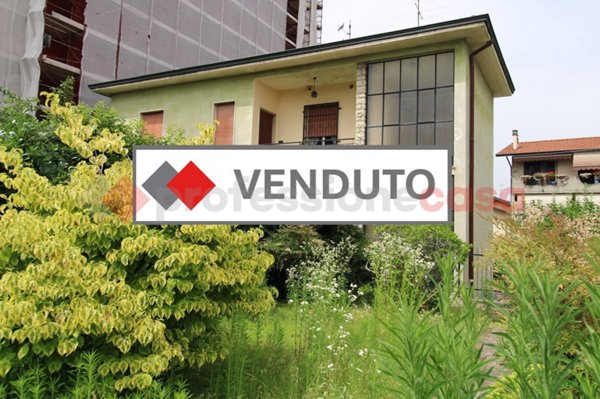appartamento in vendita a Vaprio d'Adda