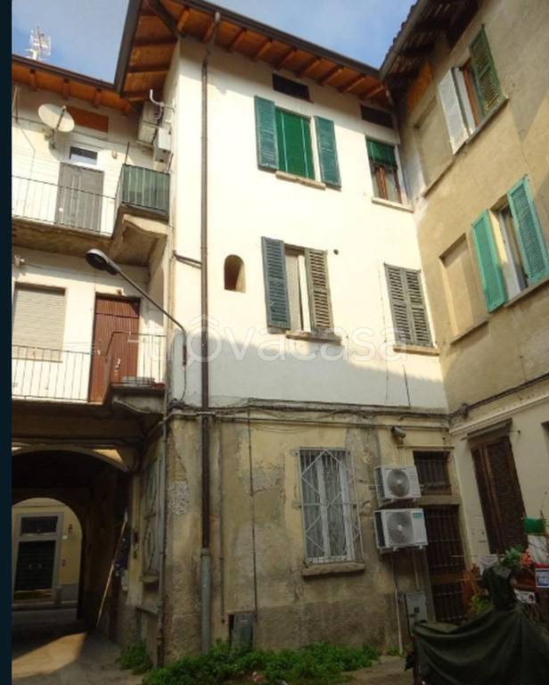 appartamento in vendita a Vaprio d'Adda