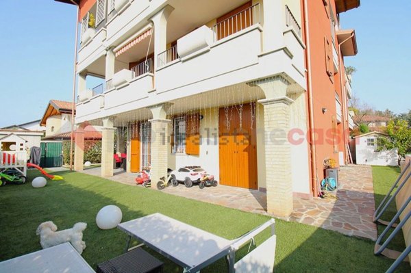 appartamento in vendita a Vaprio d'Adda