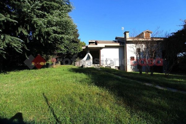 casa indipendente in vendita a Vaprio d'Adda