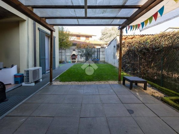 appartamento in vendita a Vaprio d'Adda