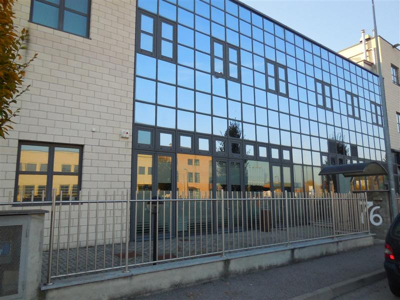 ufficio in vendita a Vaprio d'Adda