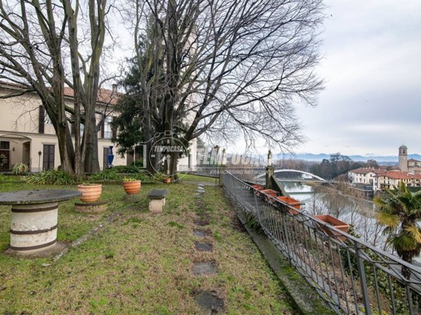 appartamento in vendita a Vaprio d'Adda