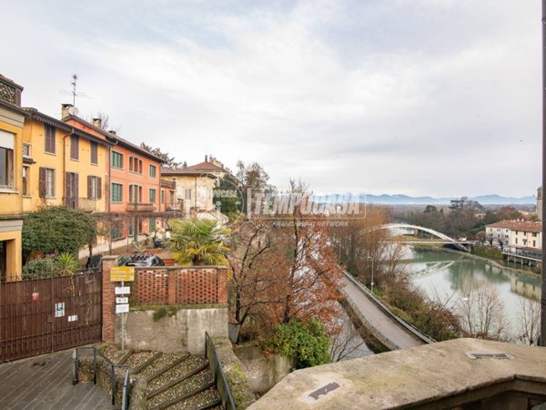 appartamento in vendita a Vaprio d'Adda