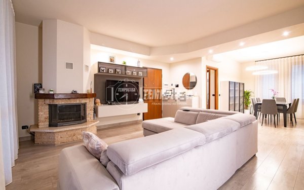 appartamento in vendita a Vaprio d'Adda