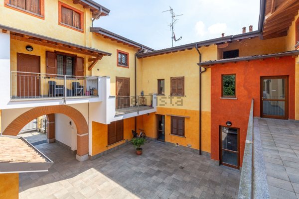 appartamento in vendita a Vaprio d'Adda