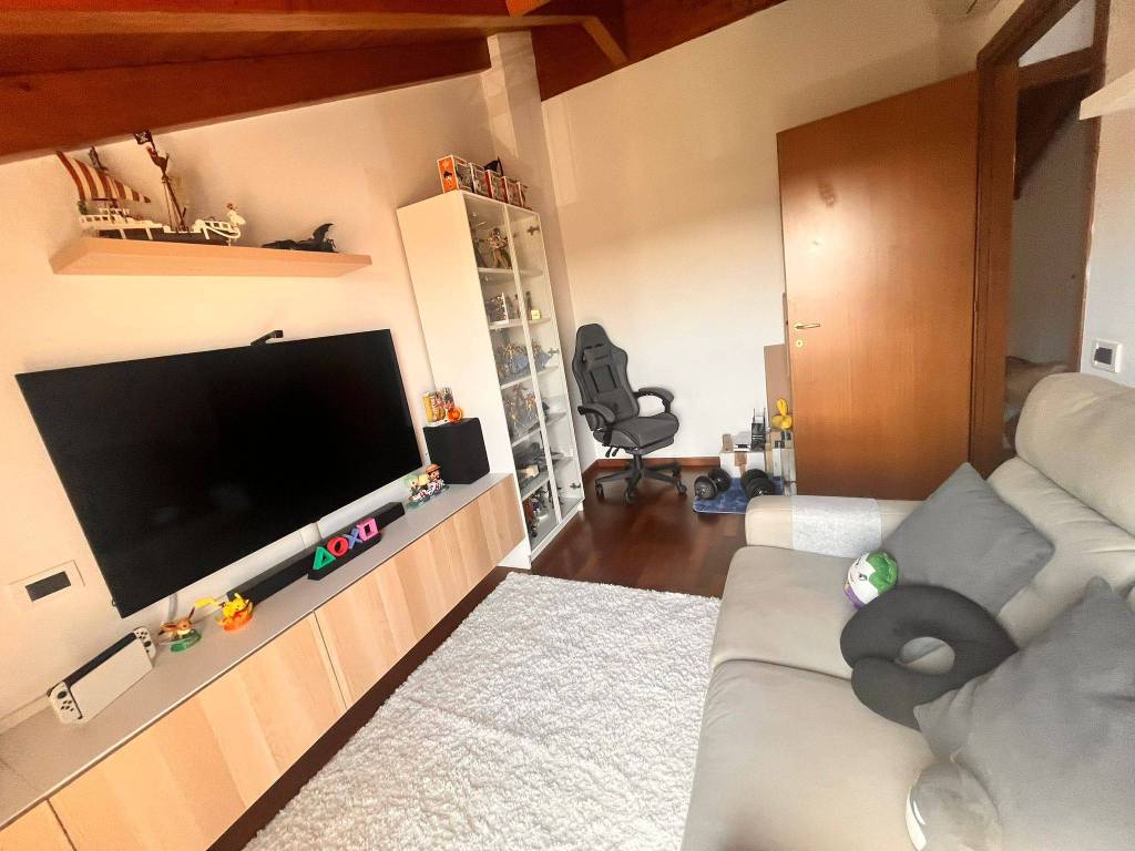 appartamento in vendita a Vaprio d'Adda
