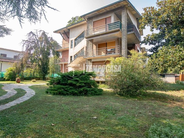 appartamento in vendita a Vaprio d'Adda