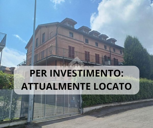 appartamento in vendita a Vernate in zona Moncucco