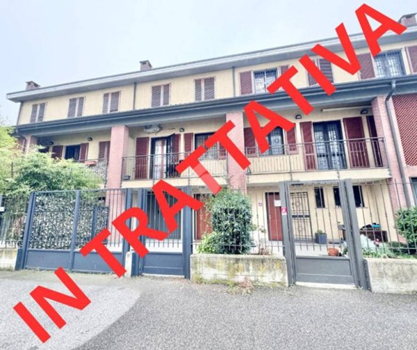 casa indipendente in vendita a Vernate