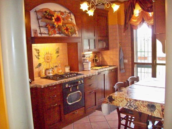 casa indipendente in vendita a Vernate