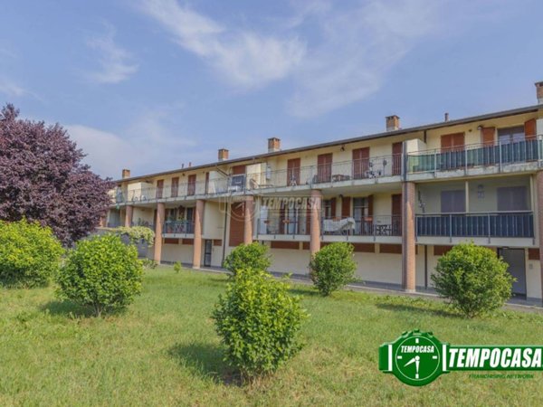 appartamento in vendita a Vernate