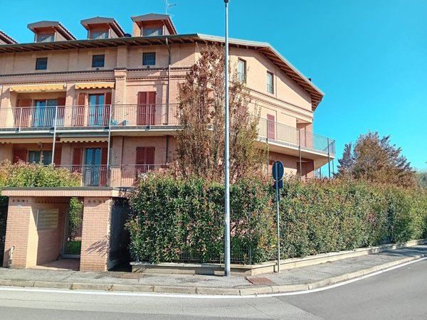 appartamento in vendita a Vernate