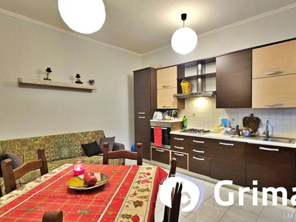 casa indipendente in vendita a Vernate in zona Moncucco