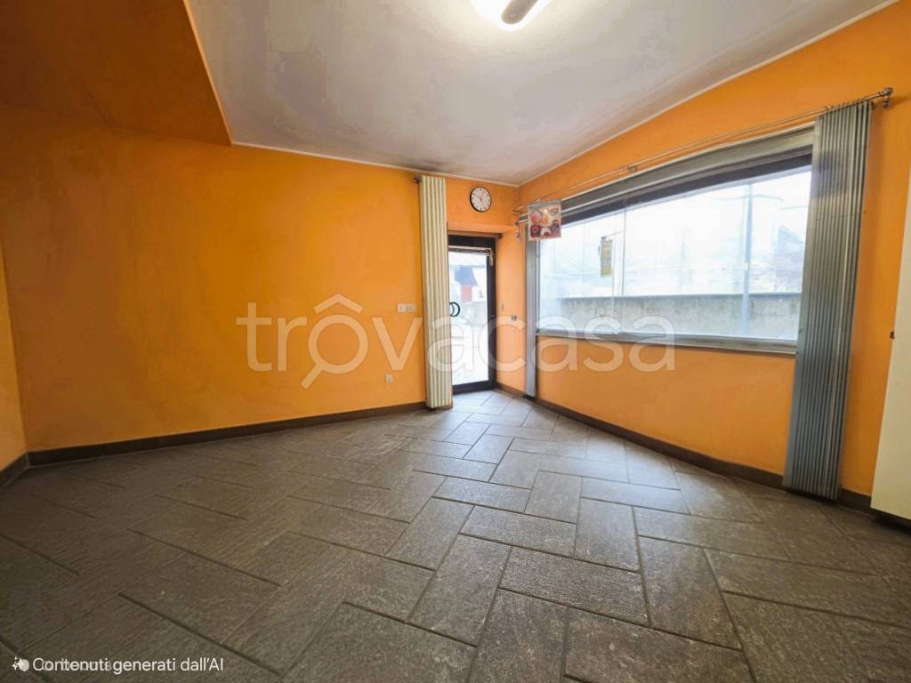 appartamento in vendita a Vernate in zona Moncucco