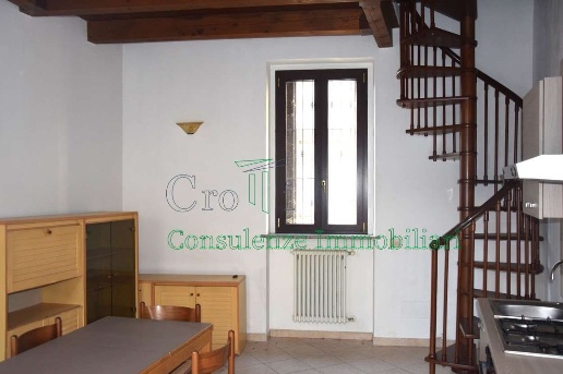 appartamento in vendita a Vernate in zona Moncucco