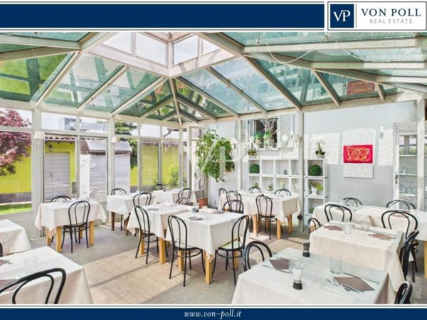 negozio in vendita a Vernate