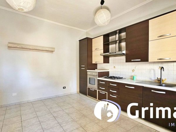 casa indipendente in vendita a Vernate