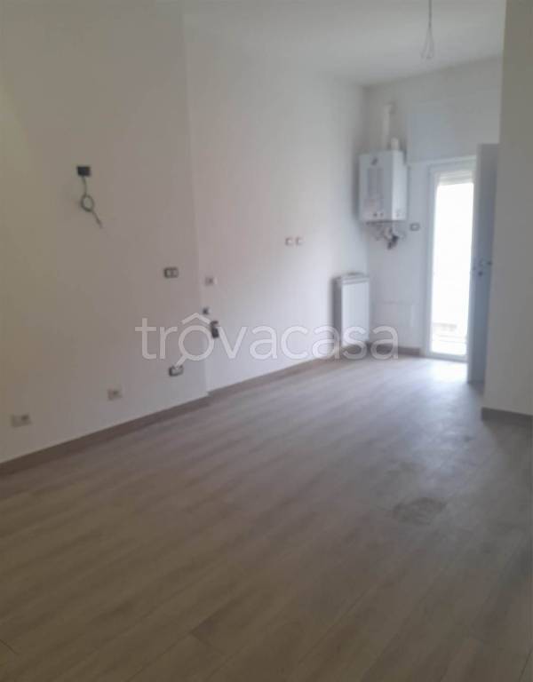 appartamento in vendita a Vernate in zona Moncucco