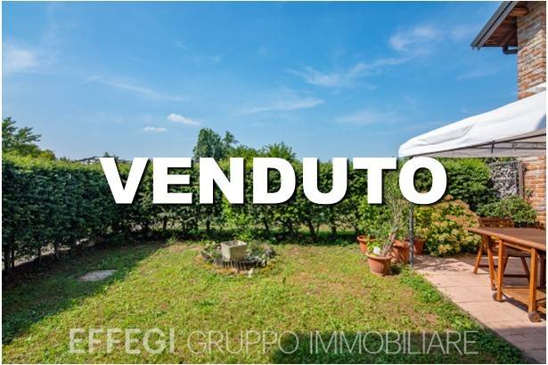 appartamento in vendita a Vignate in zona San Pedrino