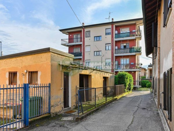 appartamento in vendita a Vignate
