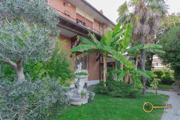 casa indipendente in vendita a Vignate