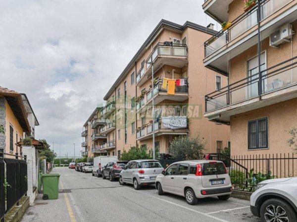 appartamento in vendita a Vignate