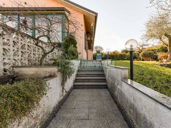 casa indipendente in vendita a Vignate
