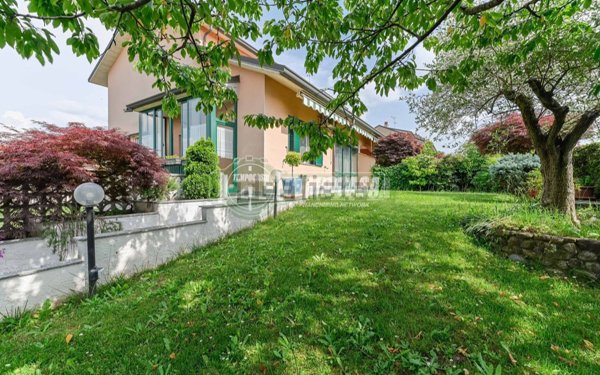 casa indipendente in vendita a Vignate