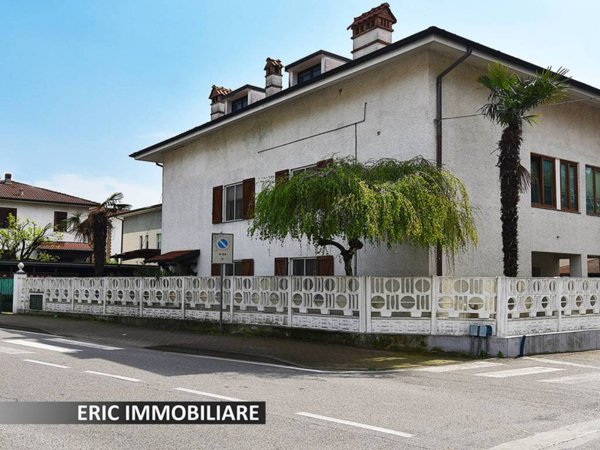 casa indipendente in vendita a Vignate