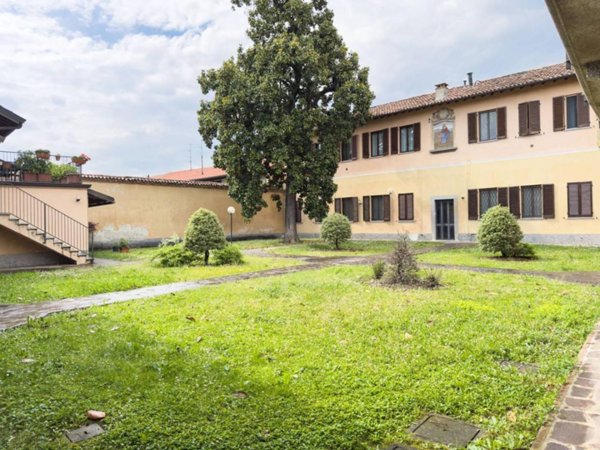 appartamento in vendita a Vignate in zona San Pedrino