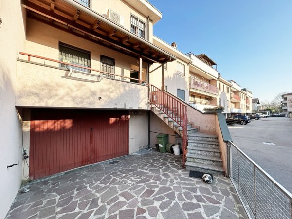 casa indipendente in vendita a Vignate