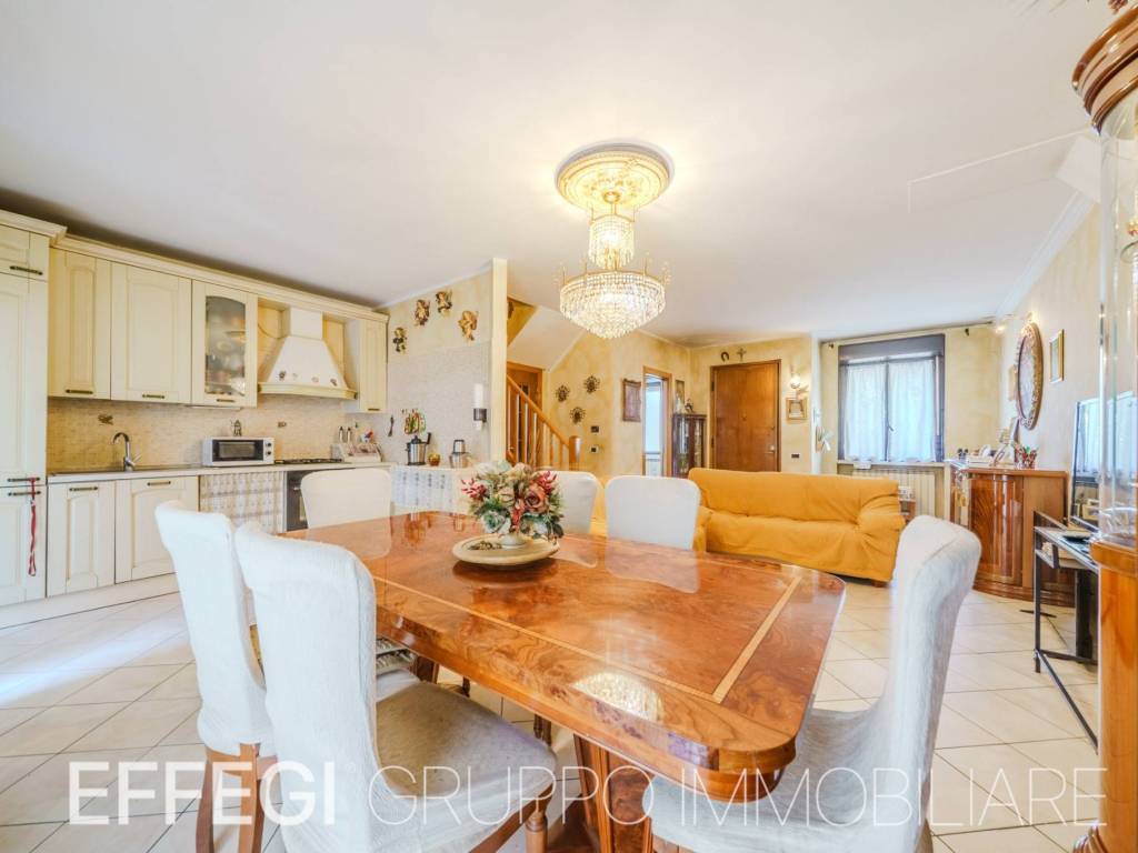 casa indipendente in vendita a Vignate