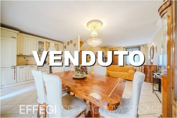 casa indipendente in vendita a Vignate