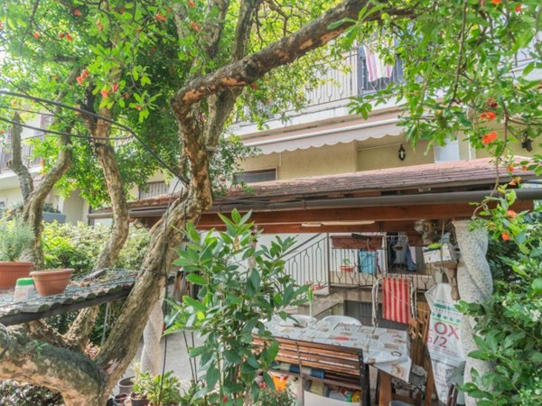 casa indipendente in vendita a Vignate