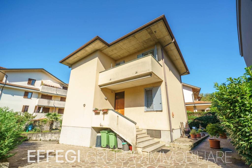 casa indipendente in vendita a Vignate